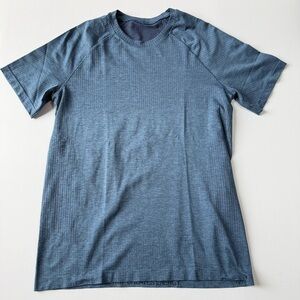 Lululemon Metal Vent Tech Short Sleeve Blue Medium